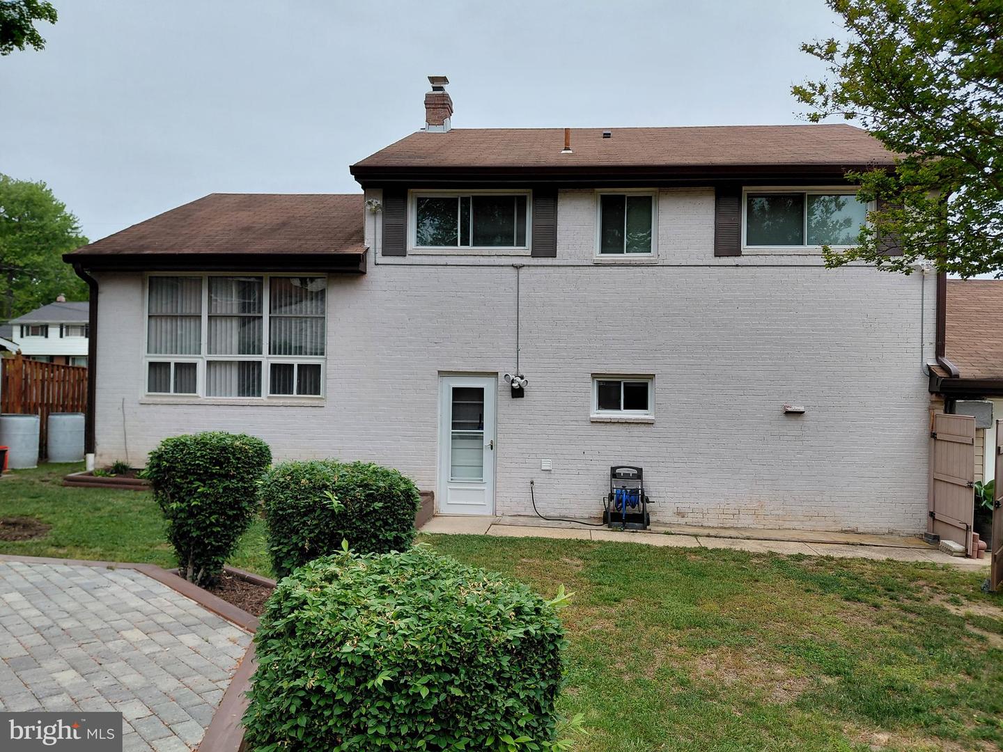 7119 Westchester Dr Property Photo 3