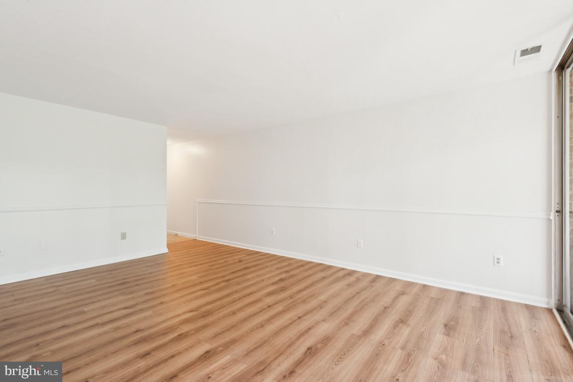 8451 Greenbelt Rd #202 Property Photo 3