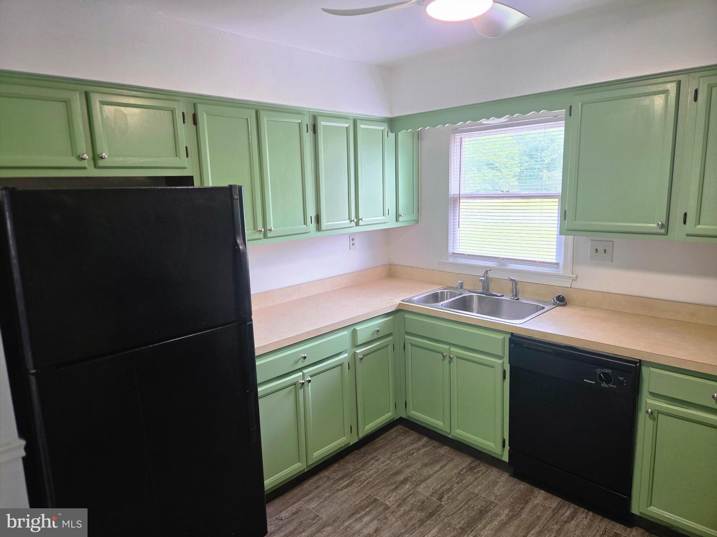 16400 Candy Hill Rd Property Photo 10