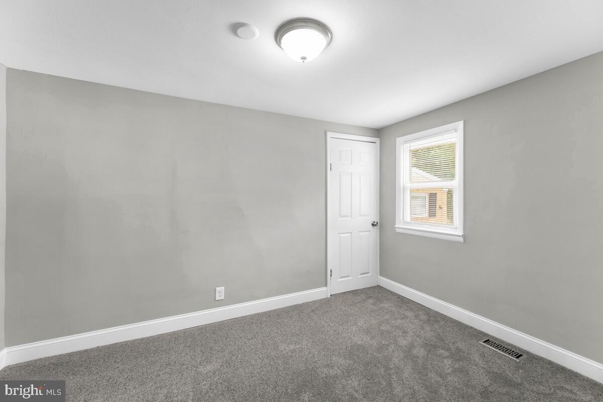 1111 Balboa Ave Property Photo 8