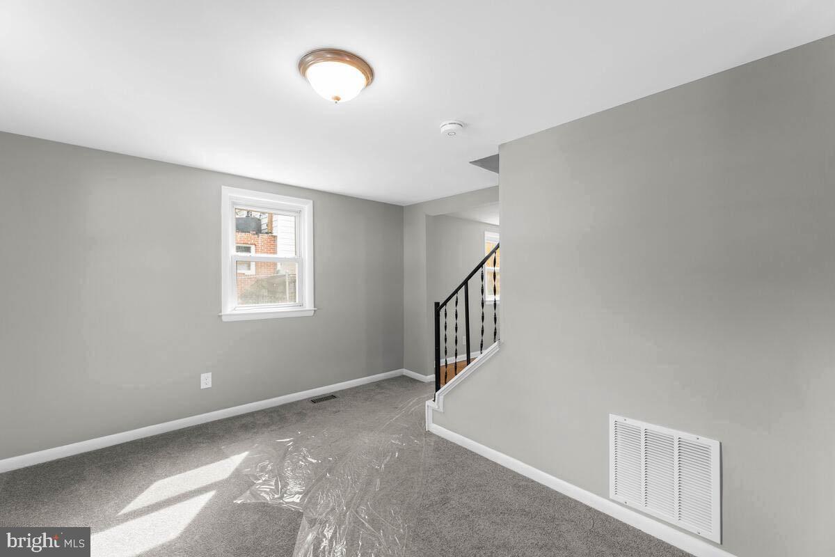 1111 Balboa Ave Property Photo 15