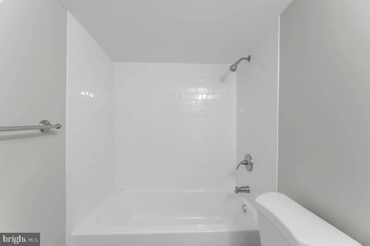 1111 Balboa Ave Property Photo 19