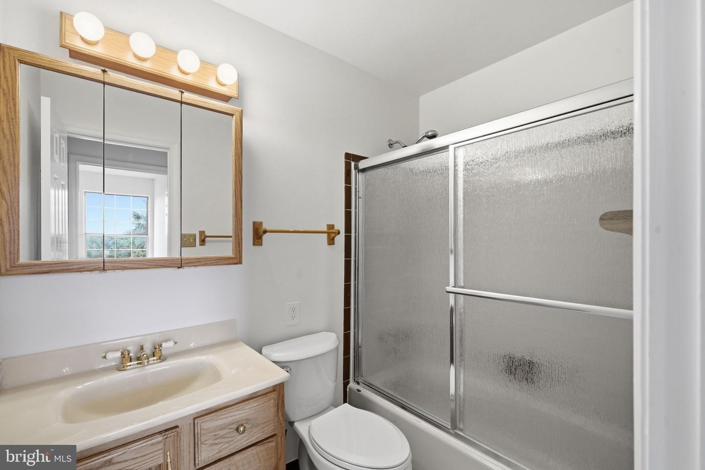 9008 Acredale Ct Property Photo 24