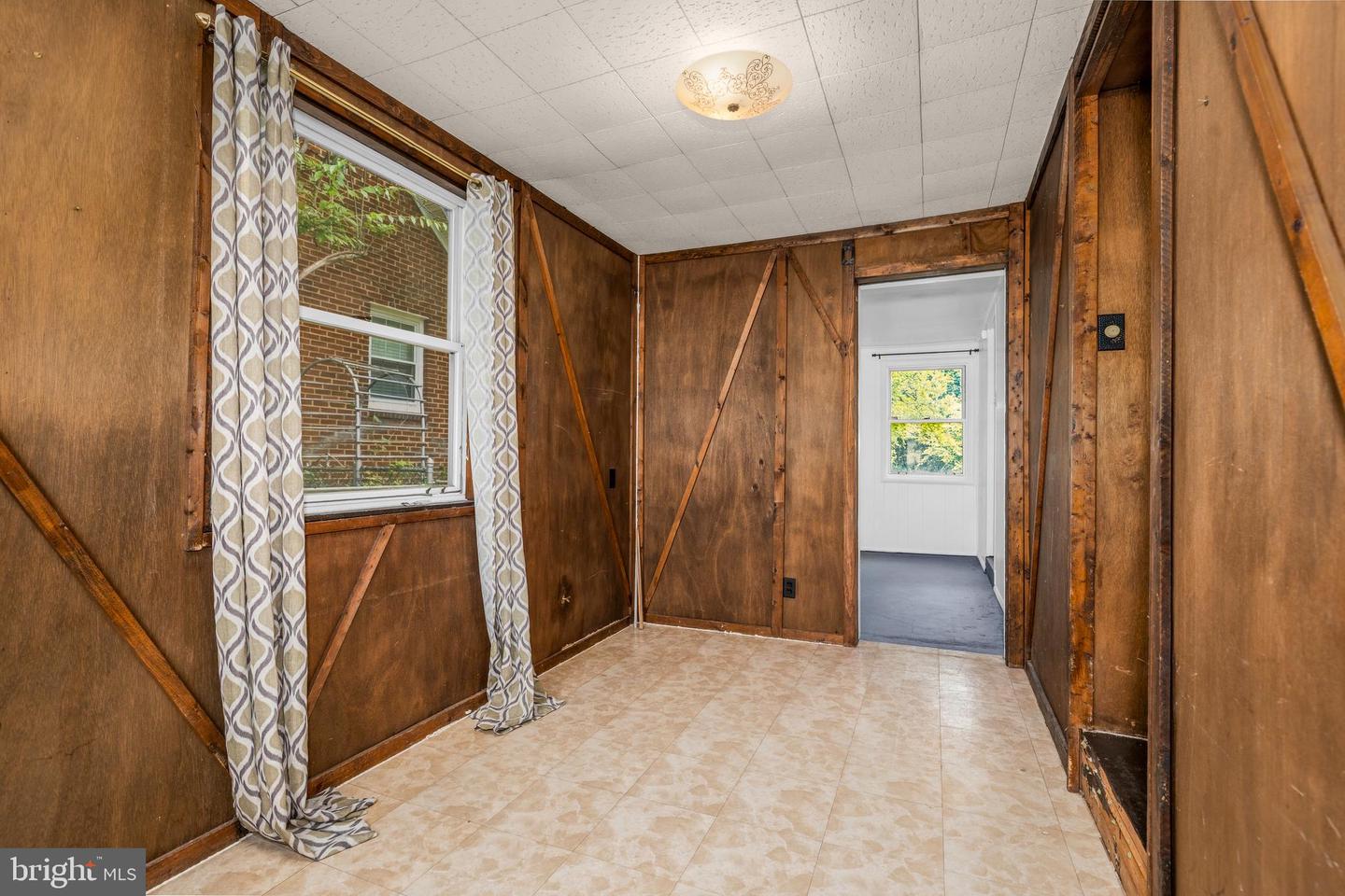 5803 Dewey Property Photo 22