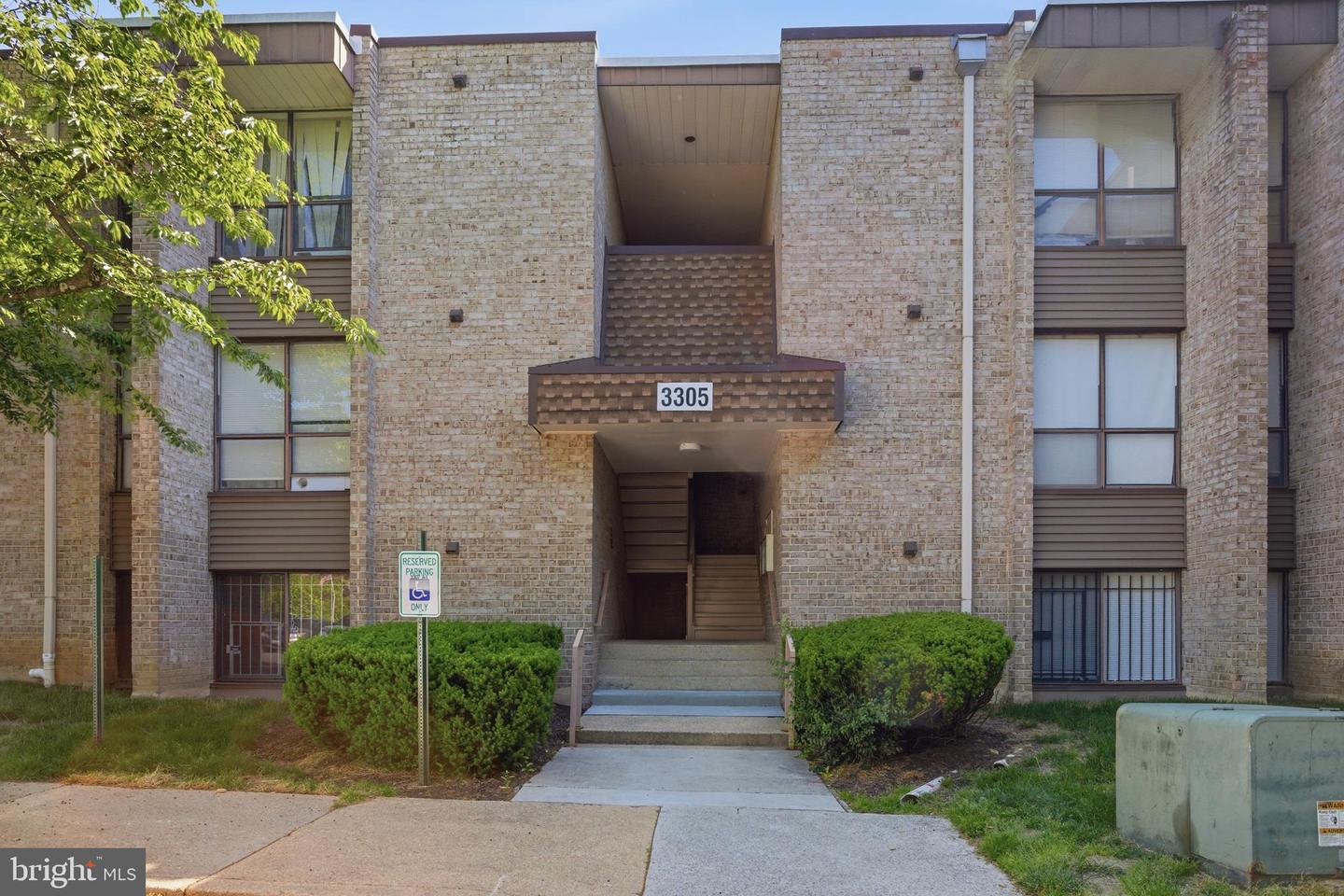 3305 Huntley Square Dr #c Property Photo 1
