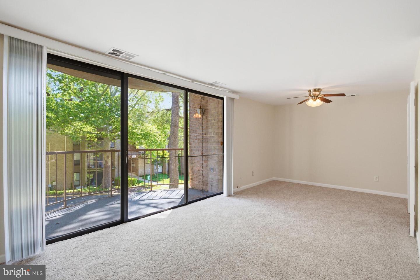 3305 Huntley Square Dr #c Property Photo 5