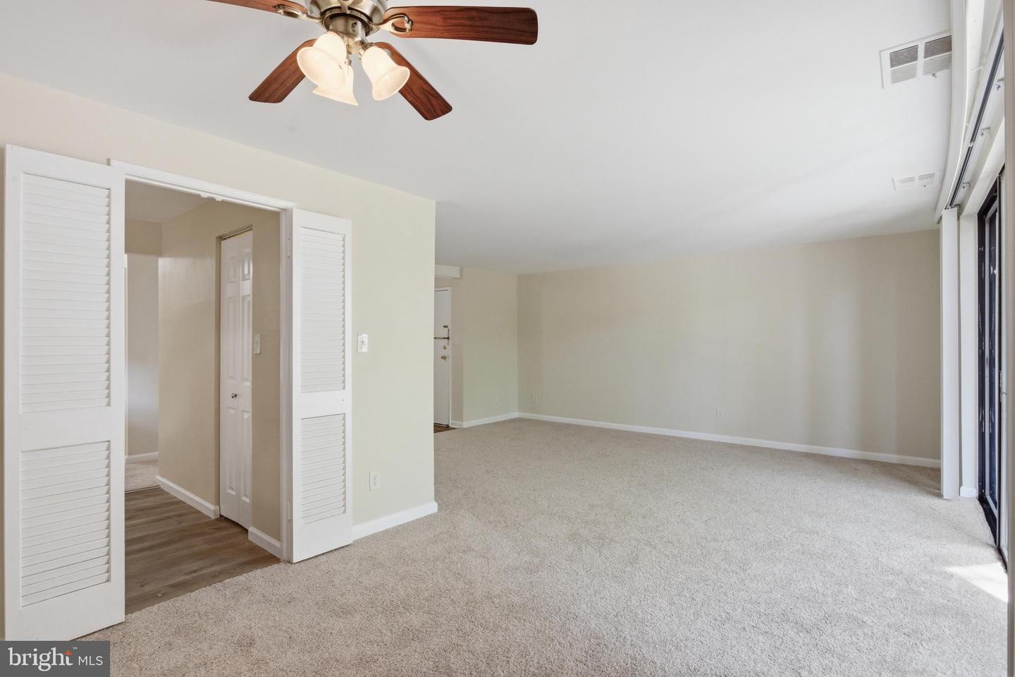 3305 Huntley Square Dr #c Property Photo 7