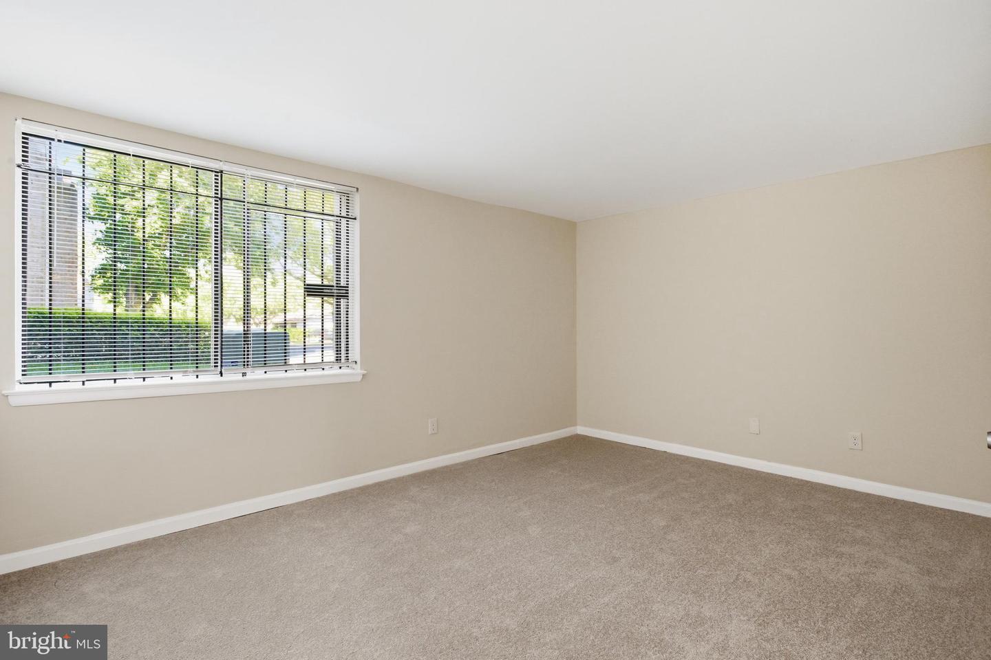 3305 Huntley Square Dr #c Property Photo 11