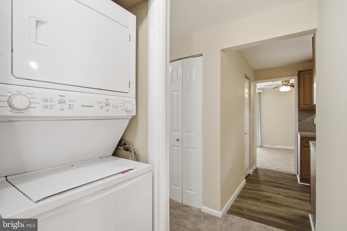 3305 Huntley Square Dr #c Property Photo 17