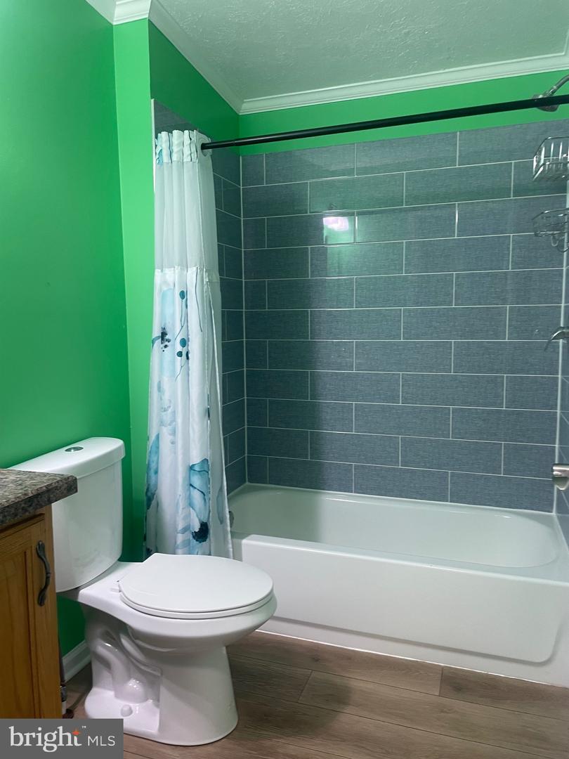 9412 Firtree Park St Property Photo 24