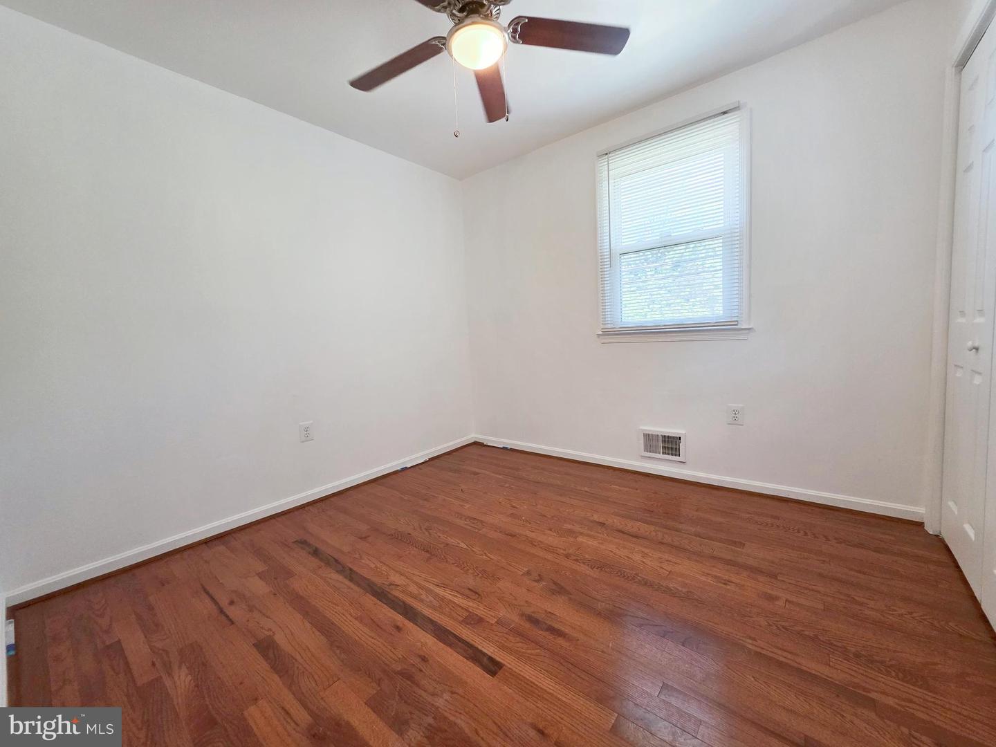 6300 Auth Rd Property Photo 15