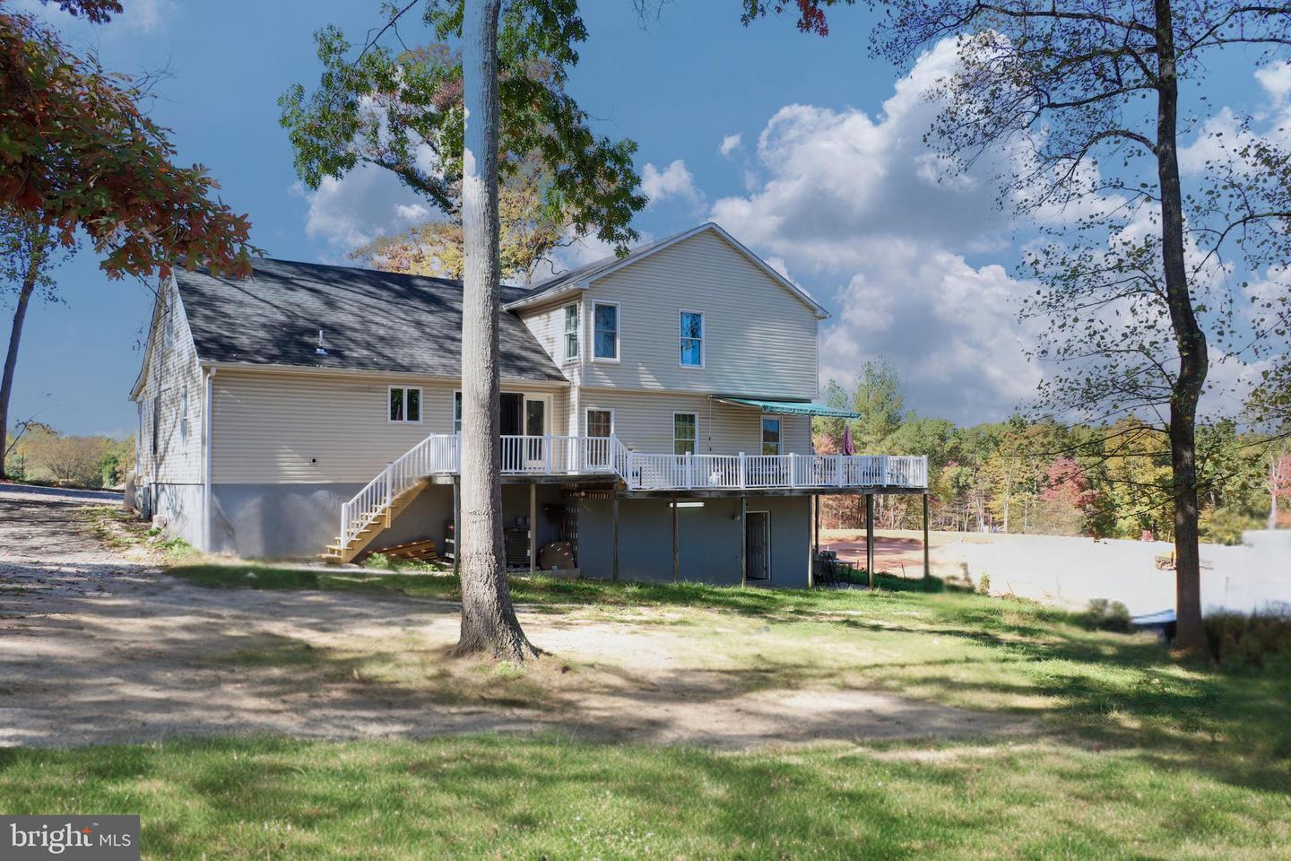 9216 Crandall Rd Property Photo 4