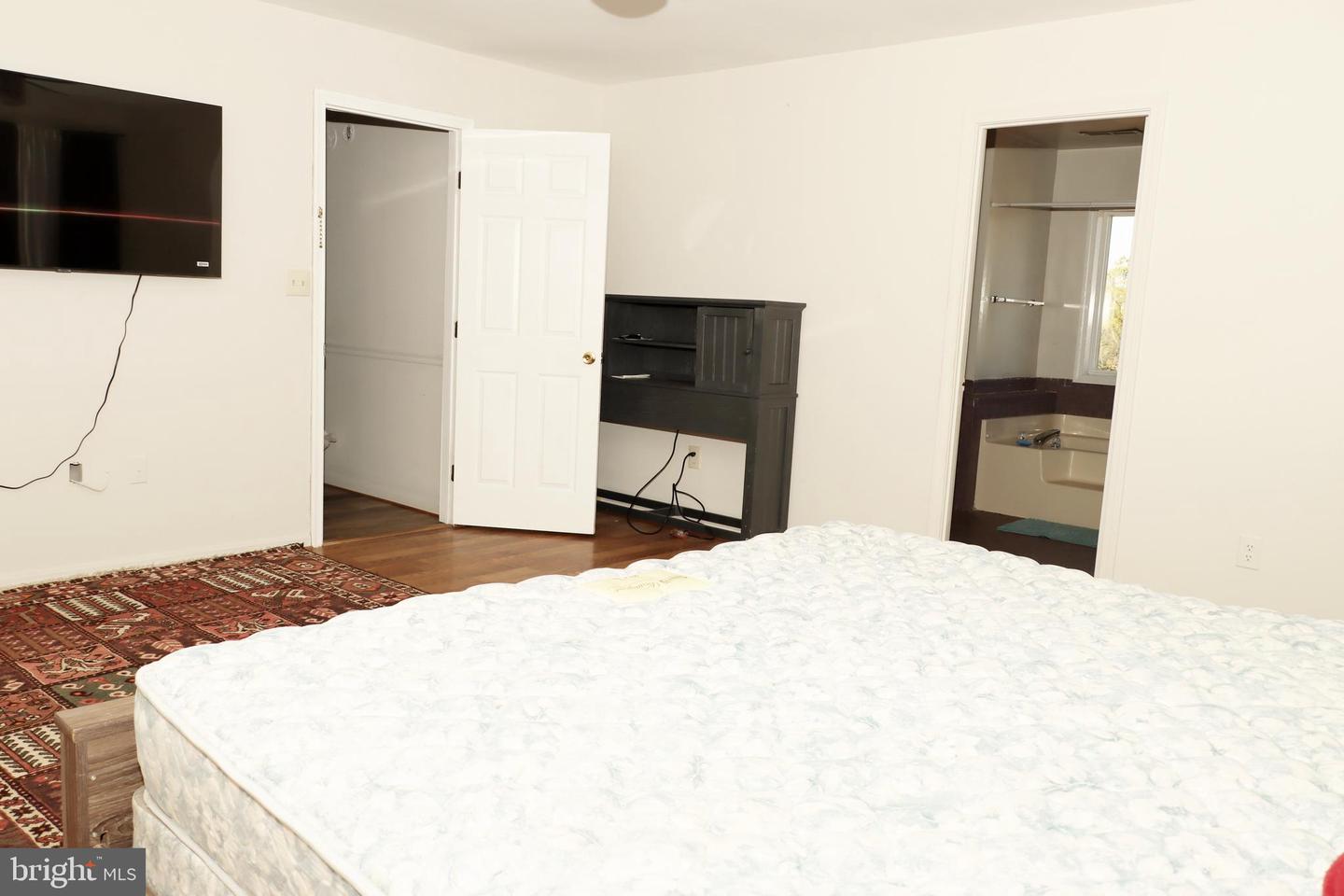 9216 Crandall Rd Property Photo 35