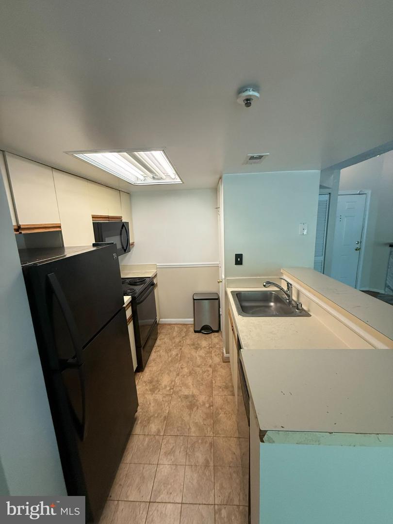 10510 Beacon Ridge Dr #14-202 Property Photo 12