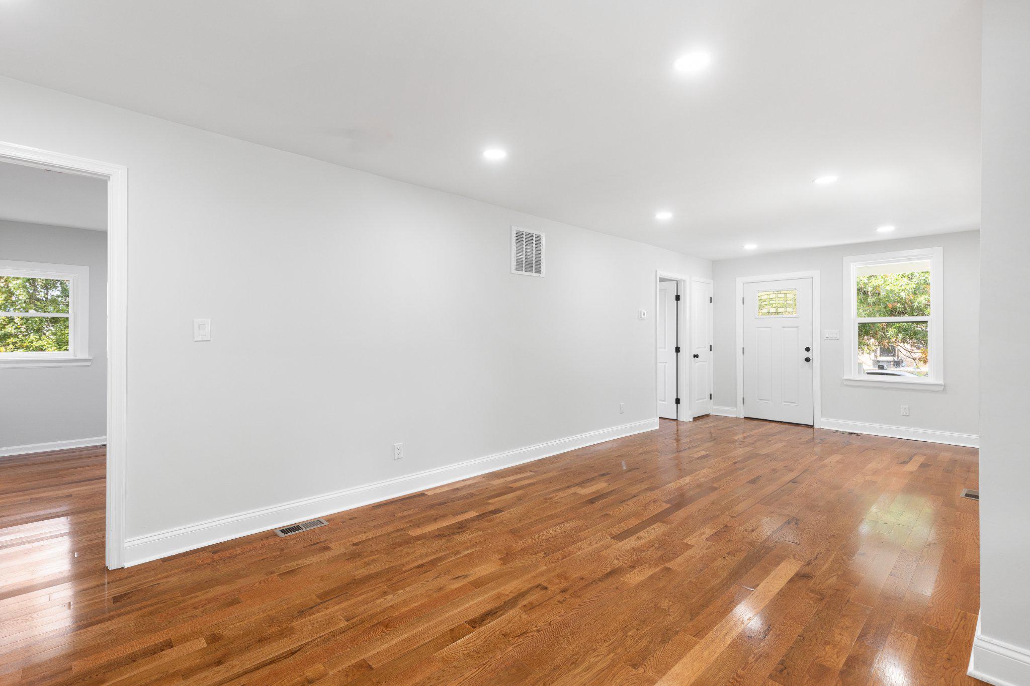 1528 Hunt Ave Property Photo 8