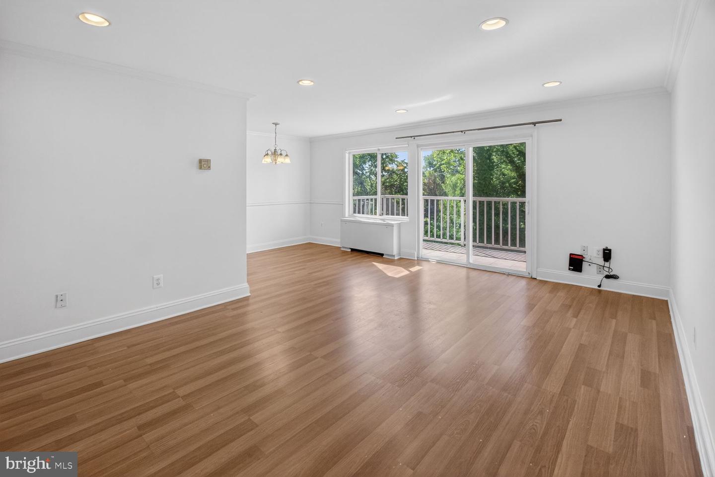 5601 Parker House Ter #304 Property Photo 2
