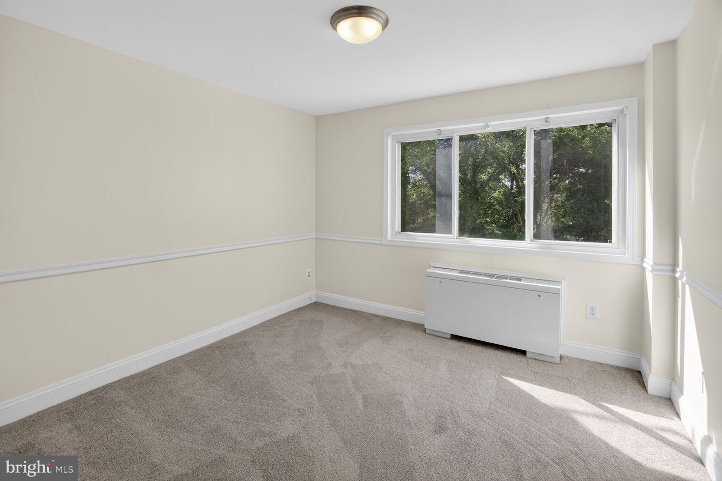 5601 Parker House Ter #304 Property Photo 14