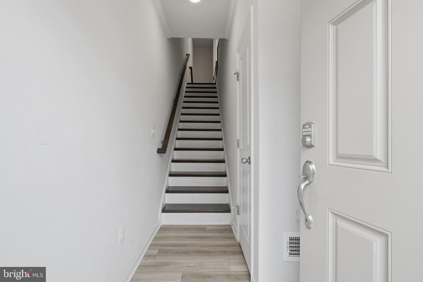 10308 Vista Sola Way Property Photo 2