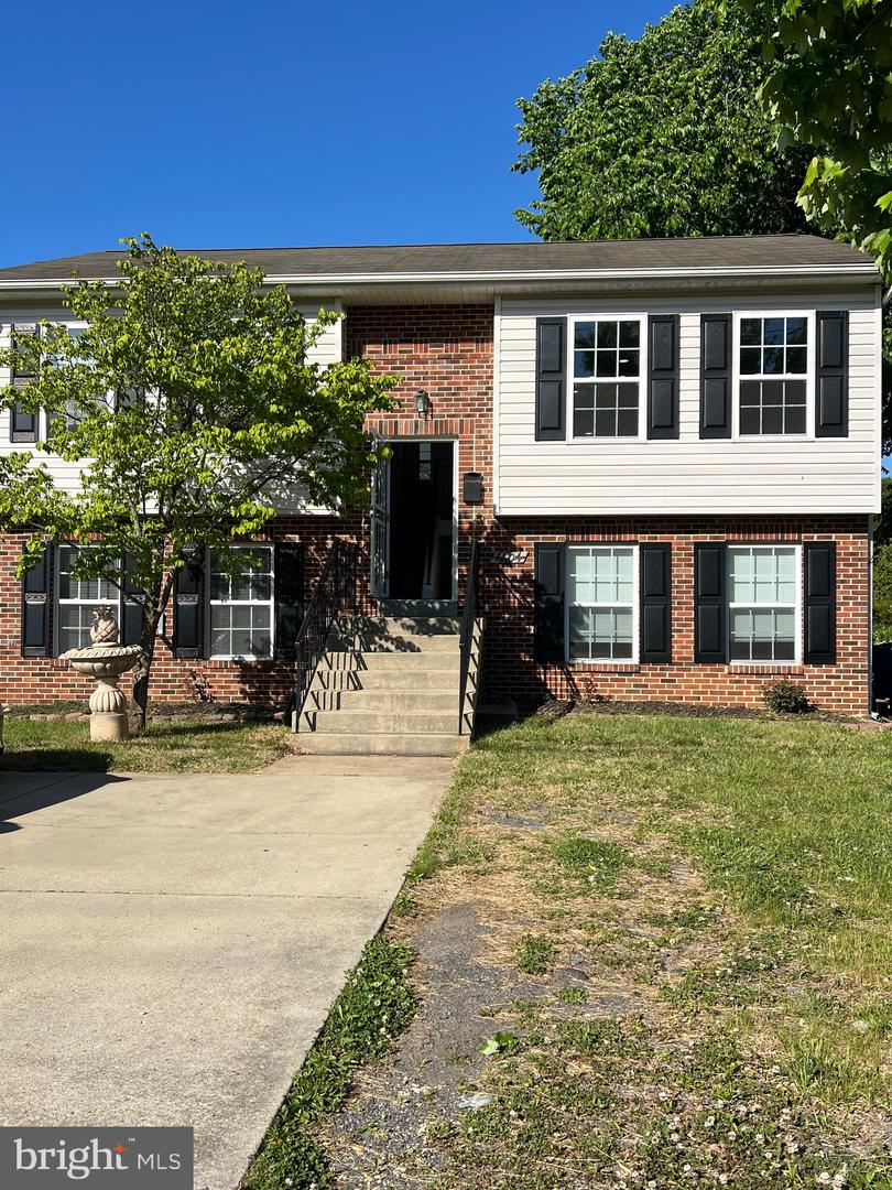 6604 Suitland Rd Property Photo 4