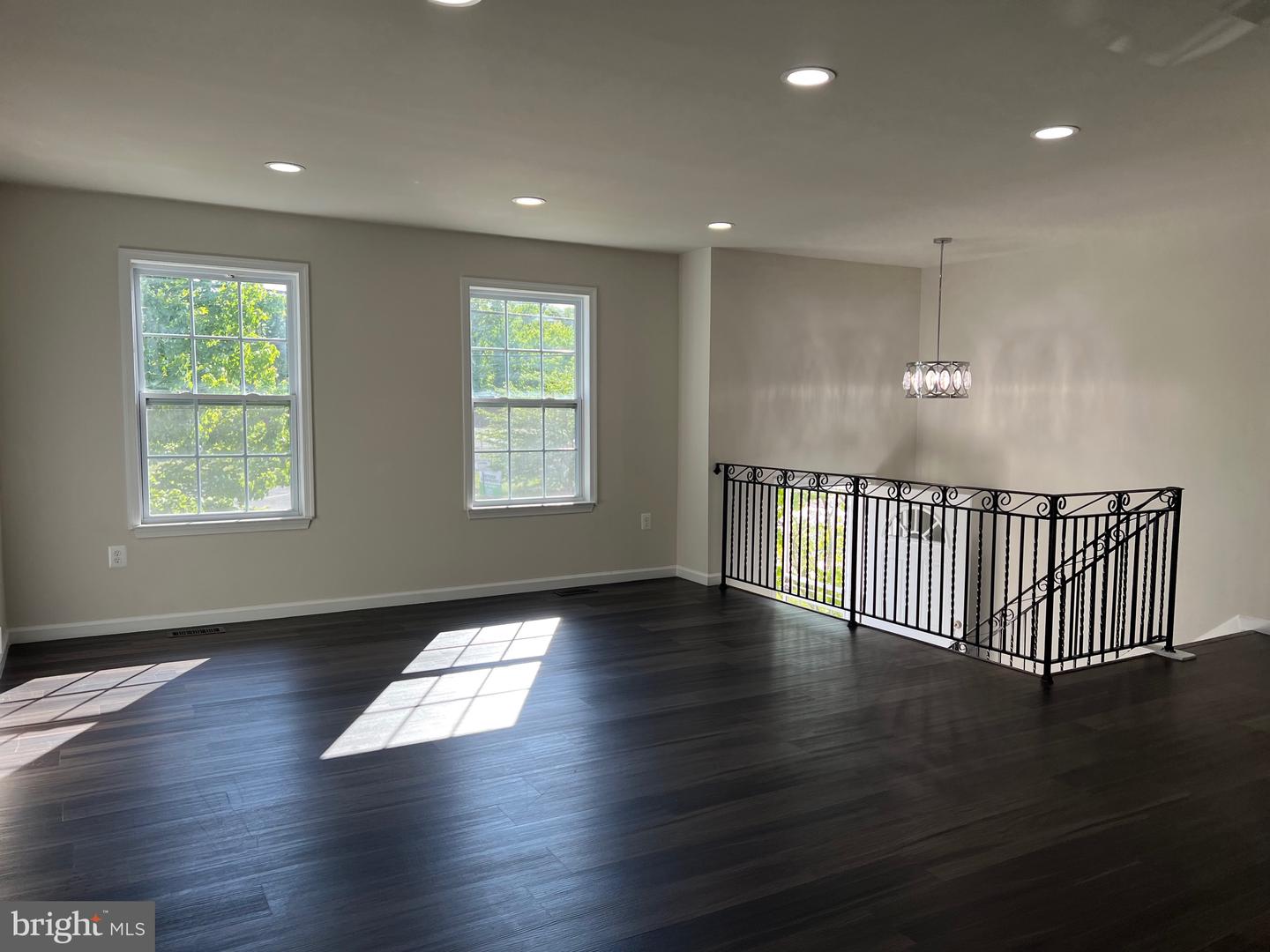 6604 Suitland Rd Property Photo 8