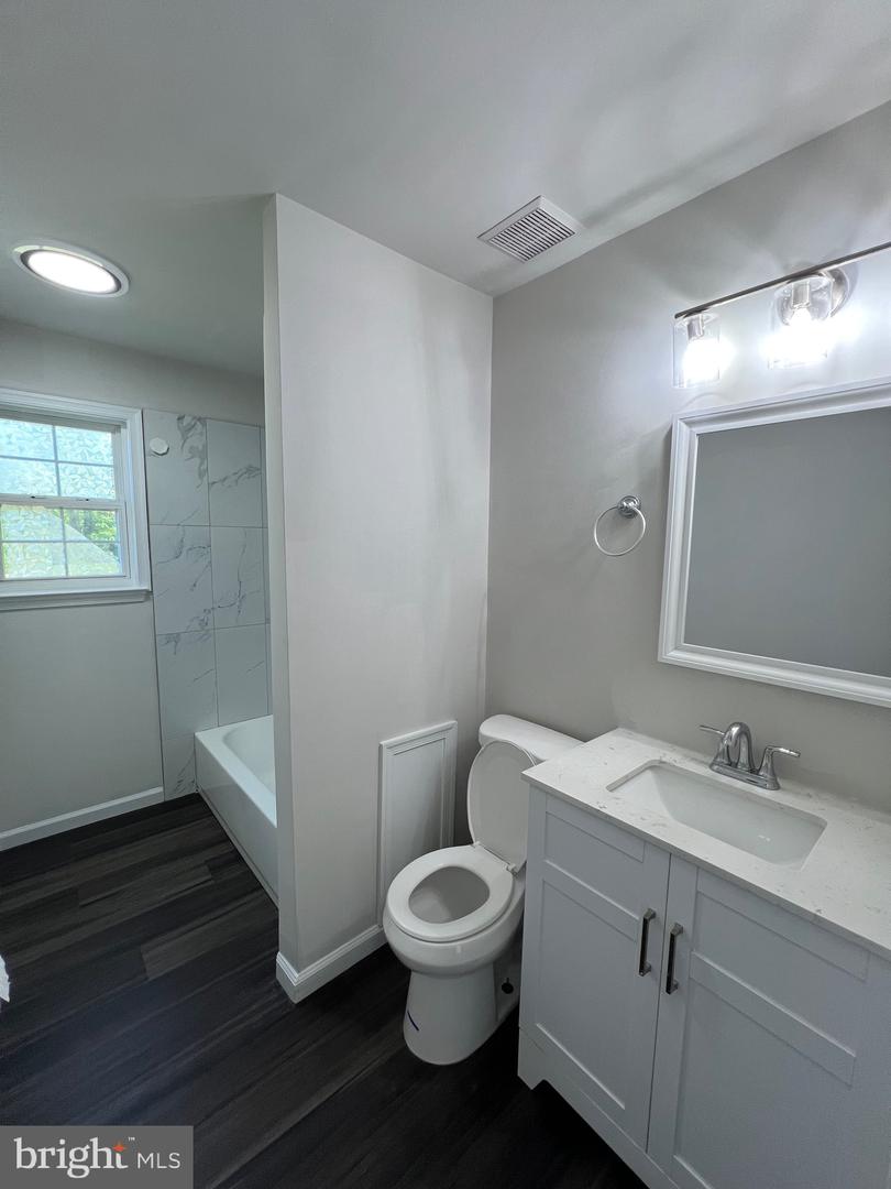 6604 Suitland Rd Property Photo 23
