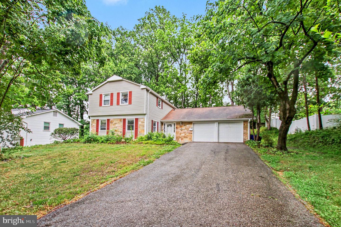 1405 Peachwood Ln Property Photo 1