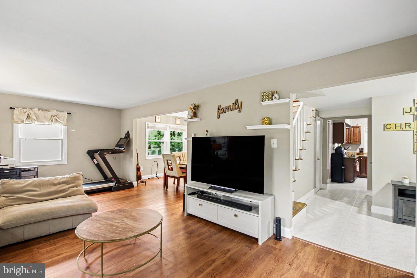 1405 Peachwood Ln Property Photo 6