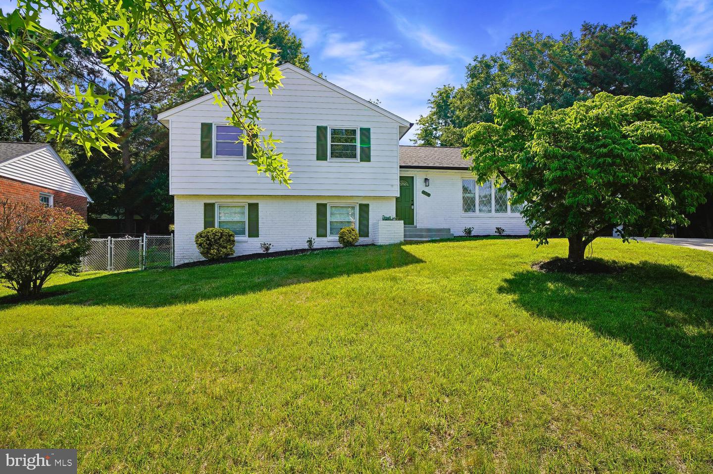 108 Dauntly St Property Photo 2