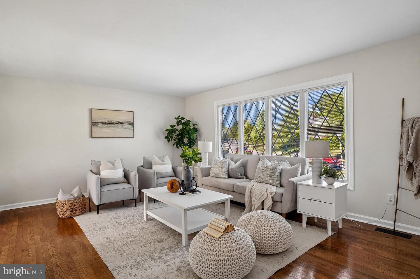 108 Dauntly St Property Photo 4