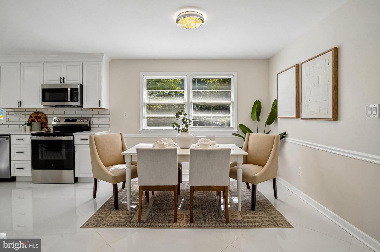108 Dauntly St Property Photo 7