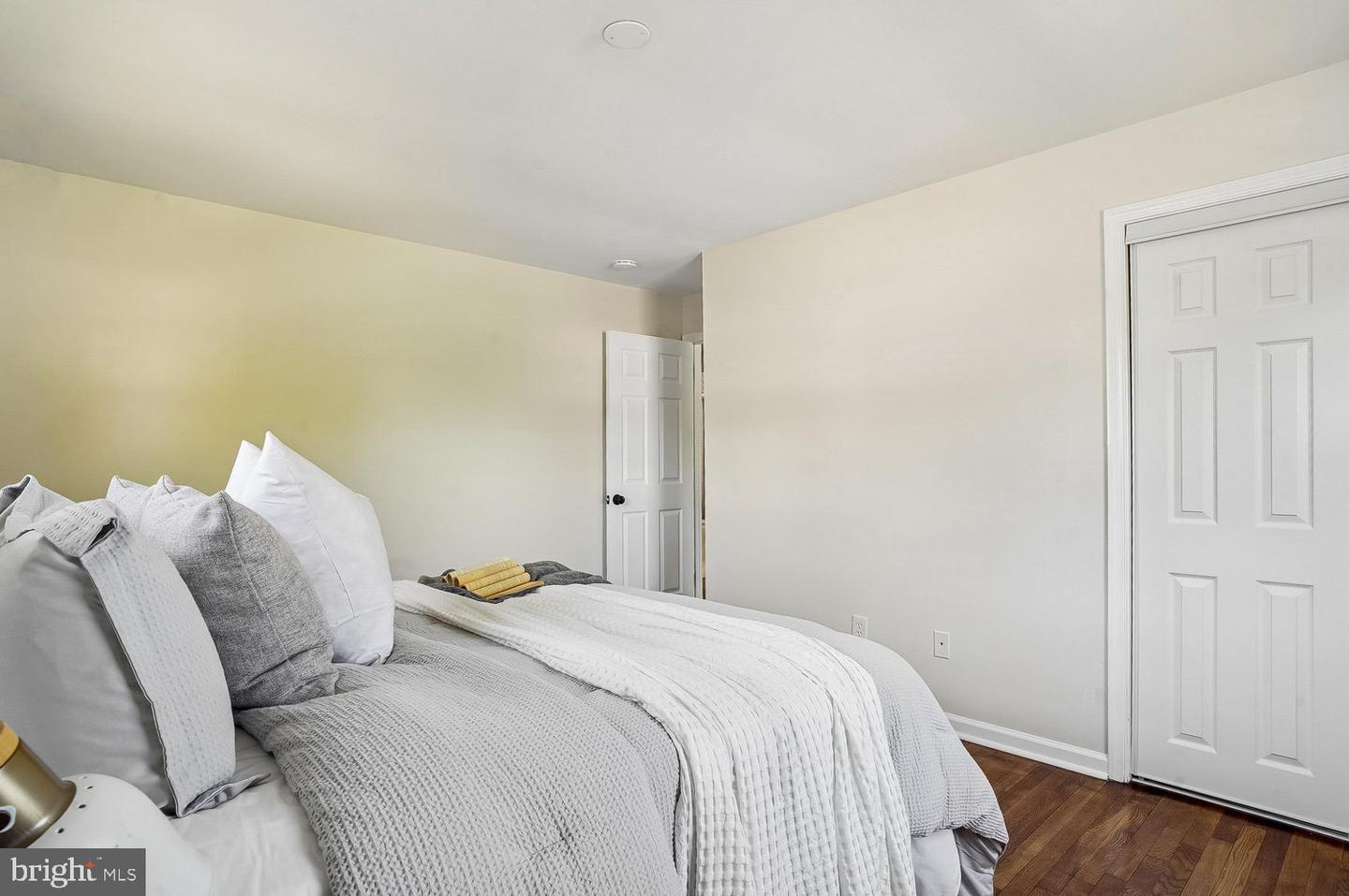 108 Dauntly St Property Photo 18