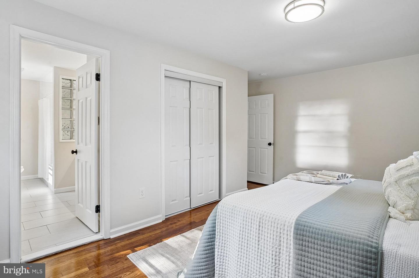 108 Dauntly St Property Photo 22