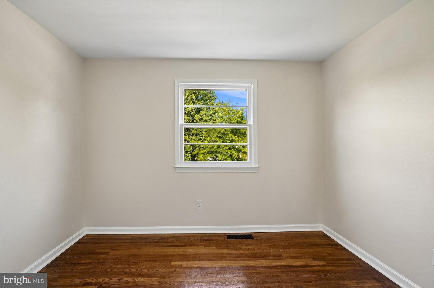 108 Dauntly St Property Photo 25