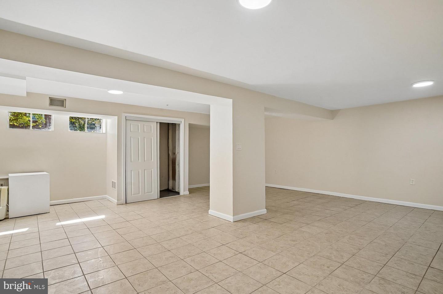 108 Dauntly St Property Photo 33