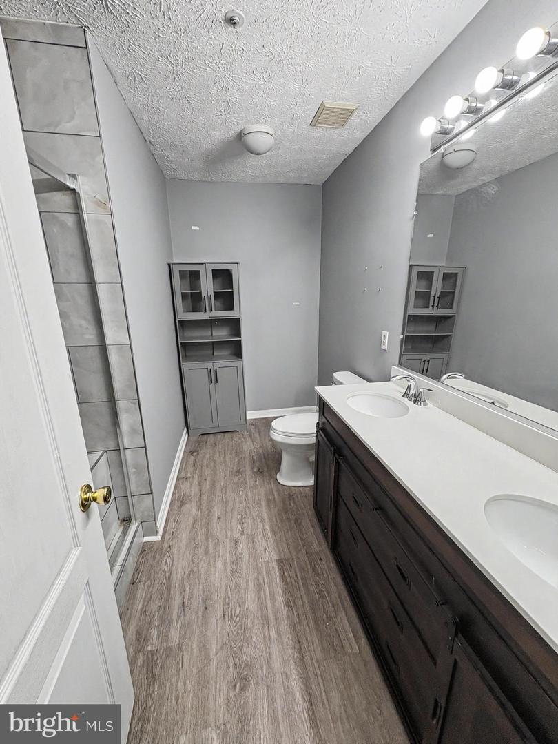 16312 Elkhorn Ln Property Photo 13