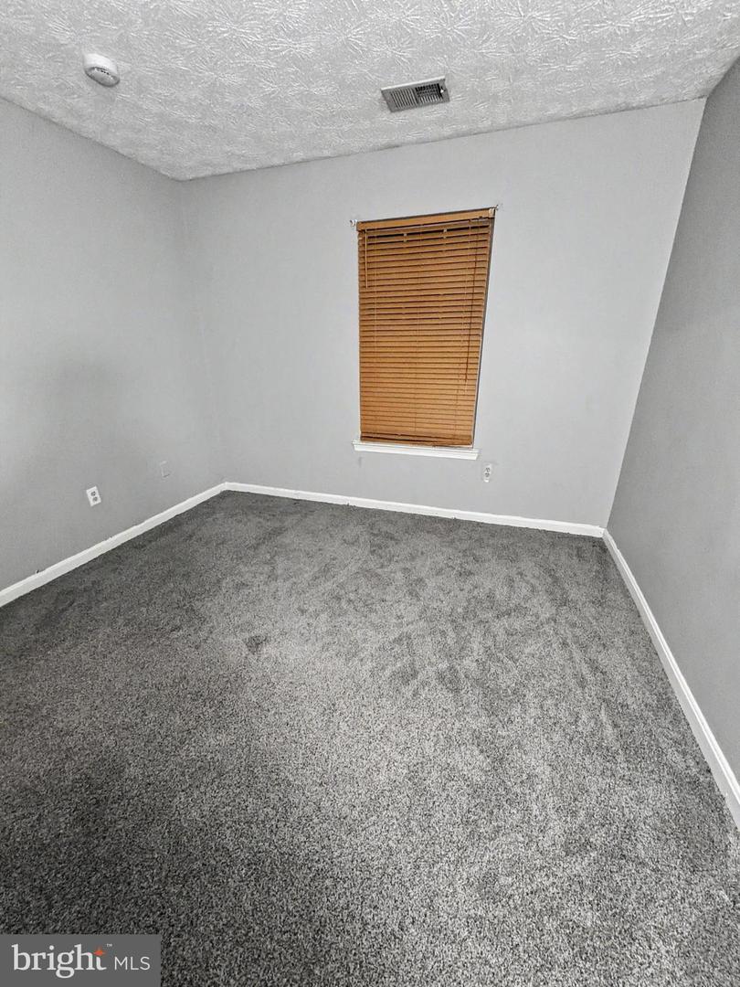 16312 Elkhorn Ln Property Photo 15