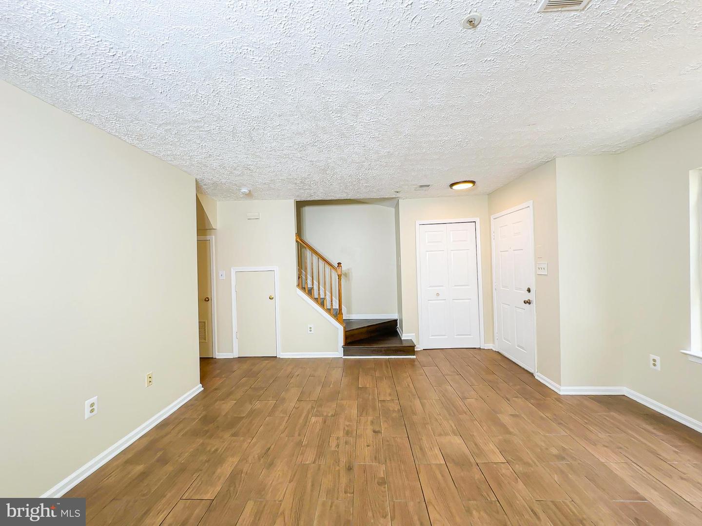 7218 Mahogany #4 Property Photo 5