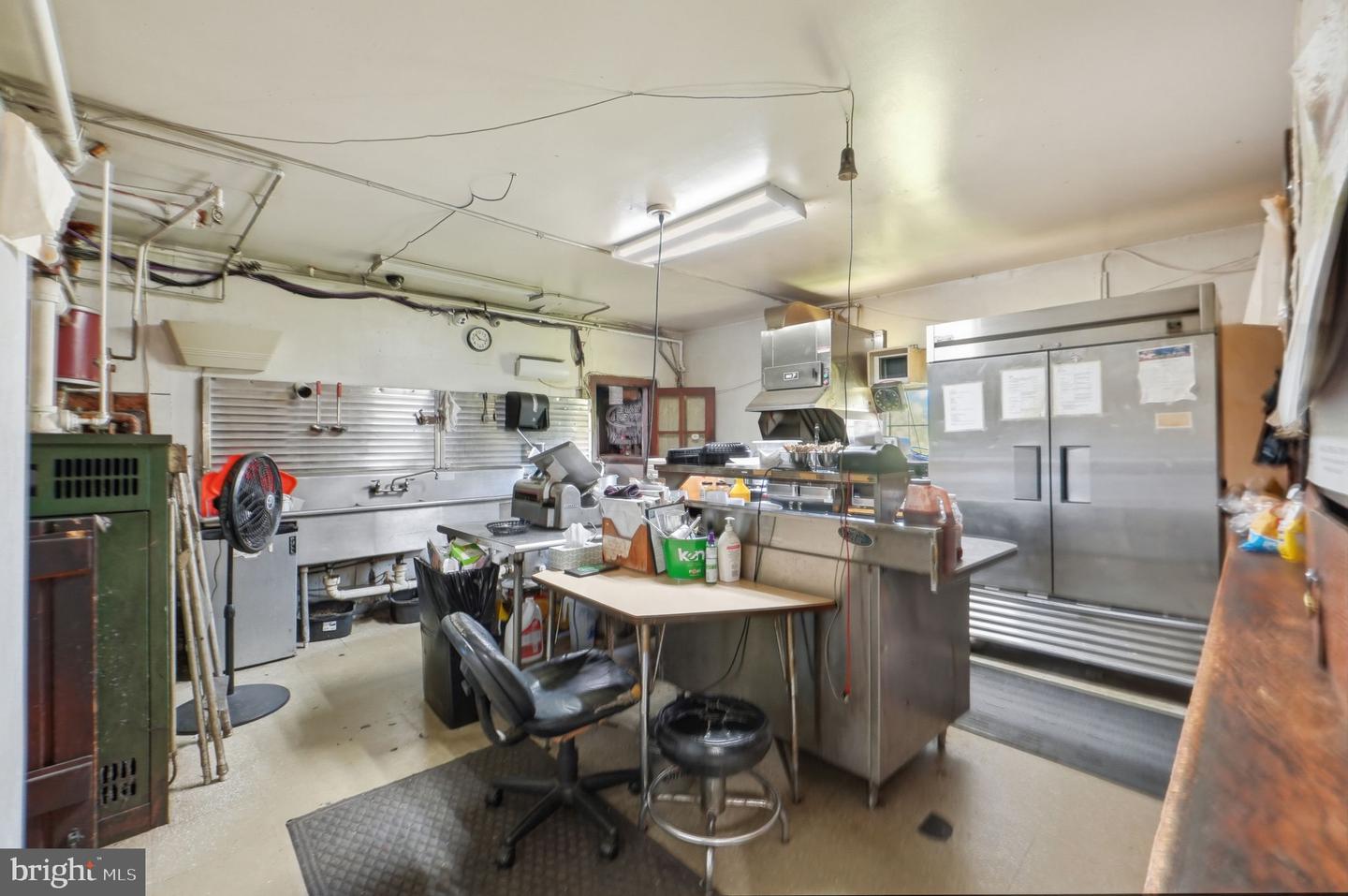 14405 Baltimore Ave Property Photo 10