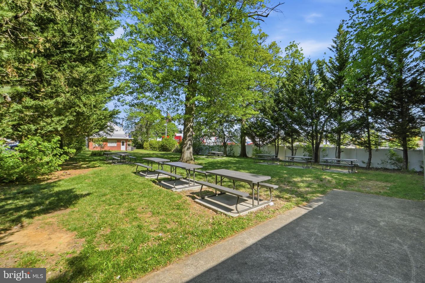 14405 Baltimore Ave Property Photo 14