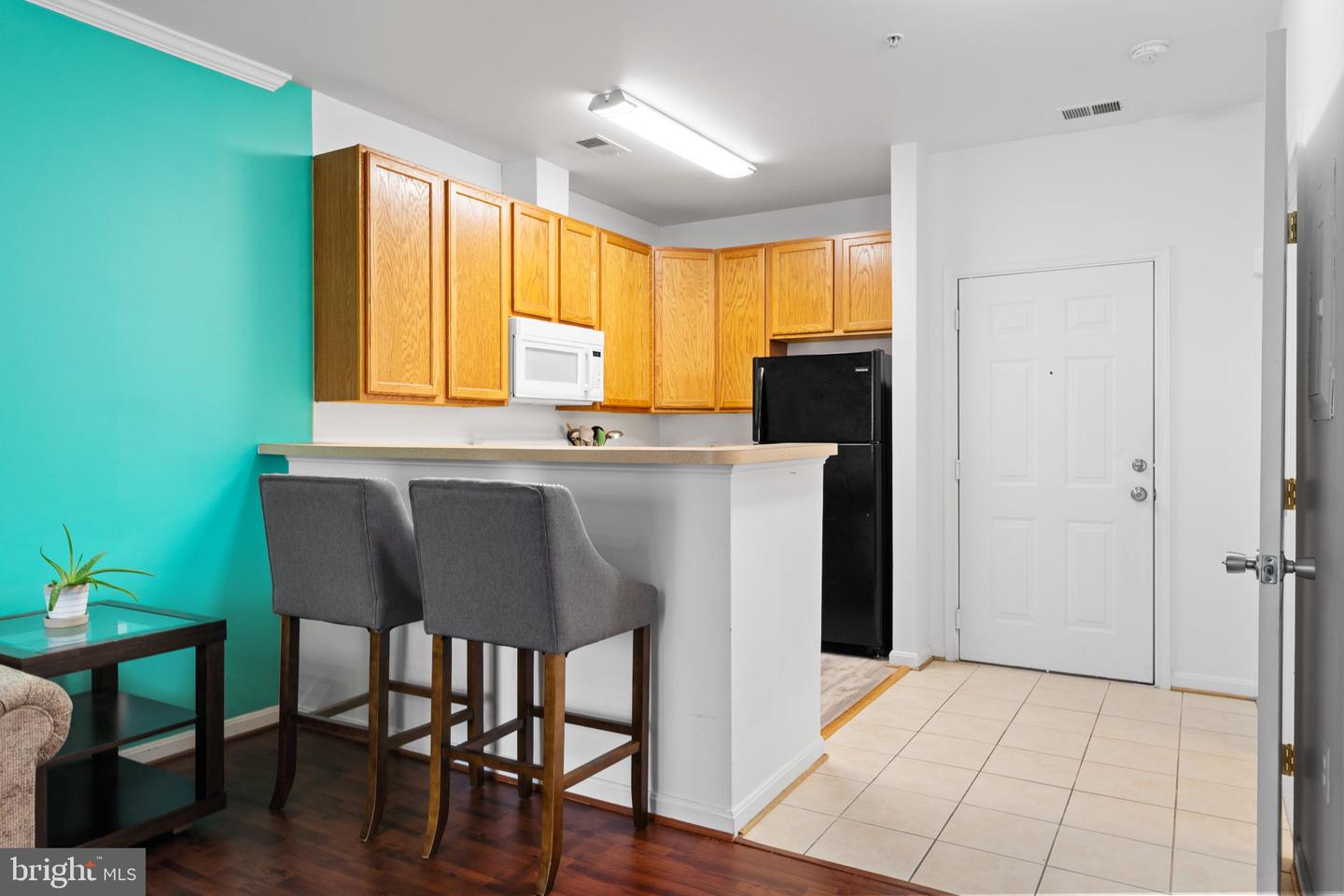 15616 Everglade Ln #303 Property Photo 6