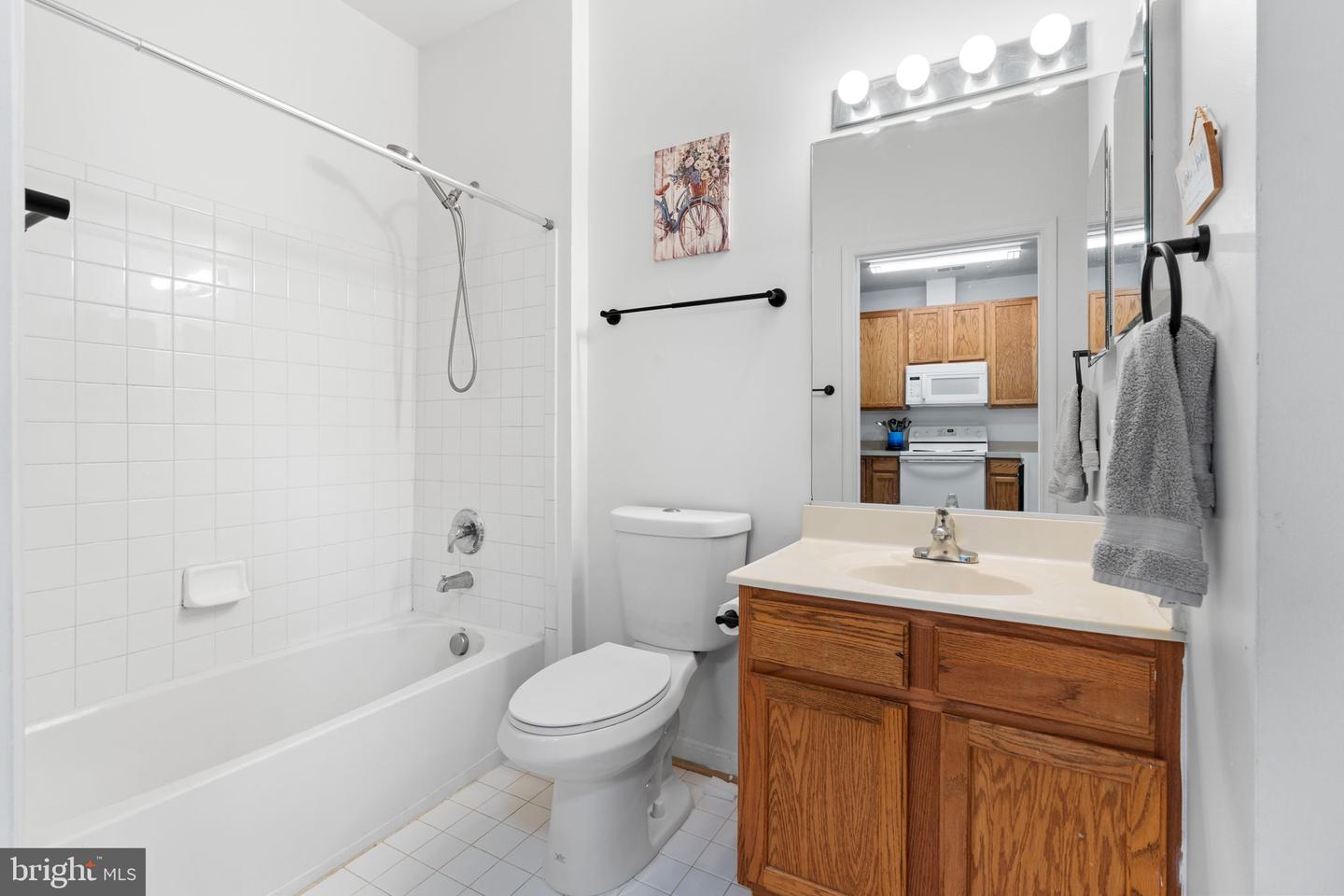 15616 Everglade Ln #303 Property Photo 11
