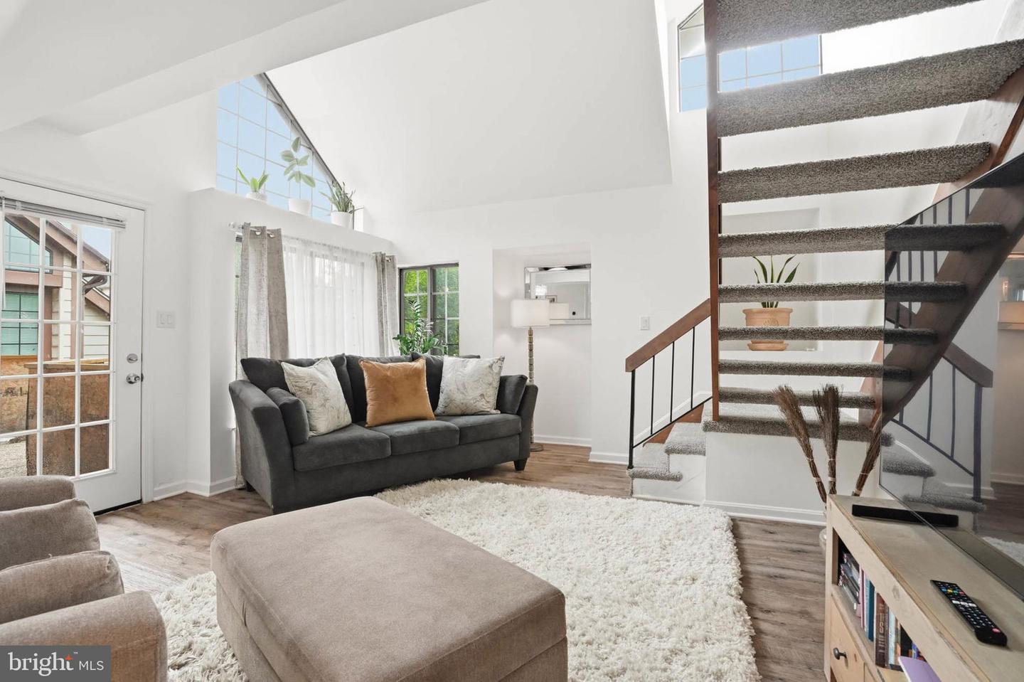14019-b Justin Way #23-b Property Photo 10