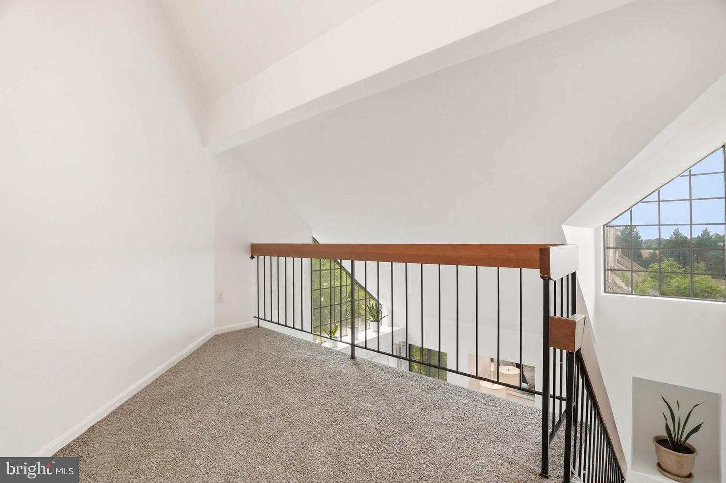 14019-b Justin Way #23-b Property Photo 16