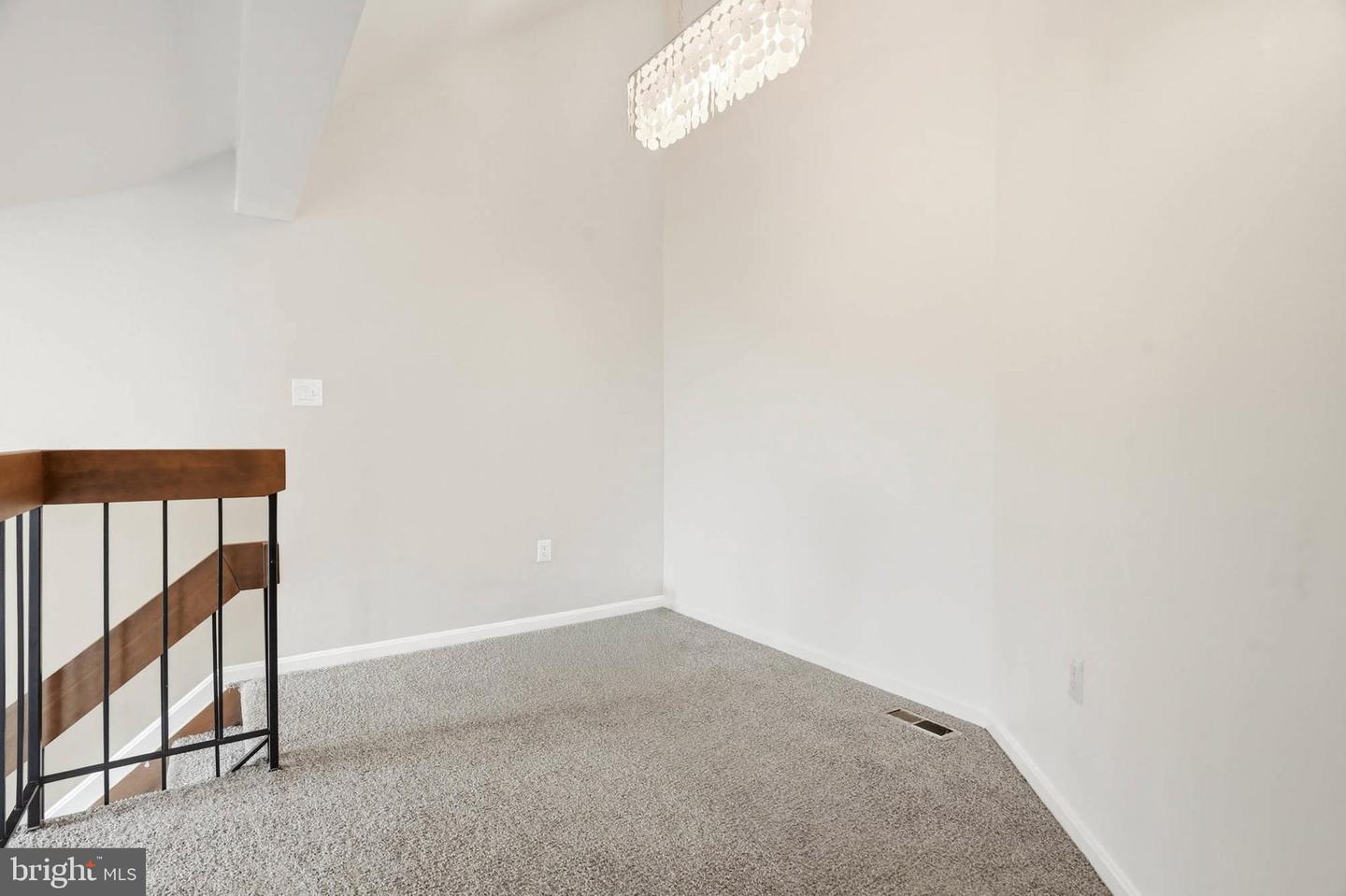 14019-b Justin Way #23-b Property Photo 17