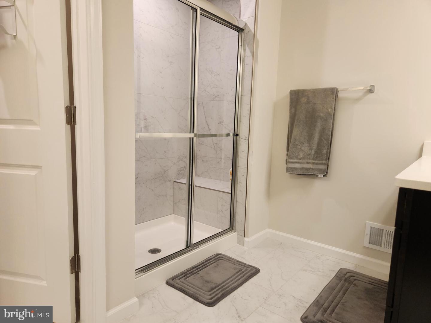 10506 Jim Lovell Ln Property Photo 23