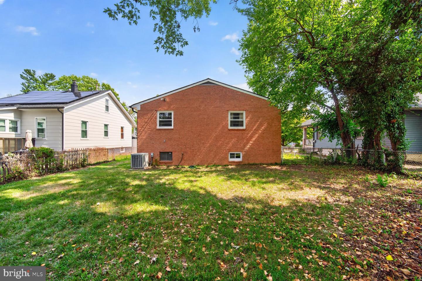 6402 Gateway Blvd Property Photo 32