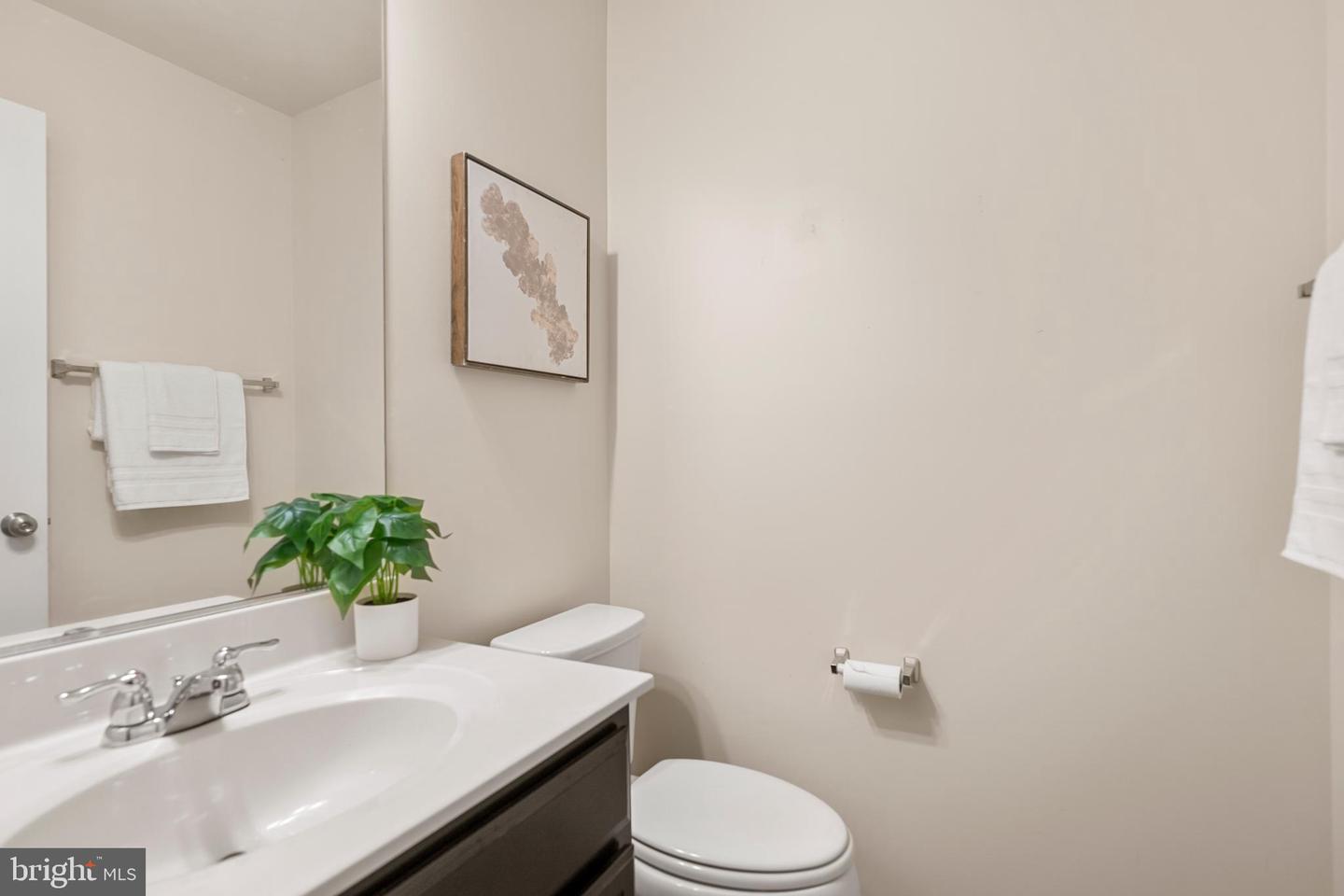 9810 Smithview Pl Property Photo 25
