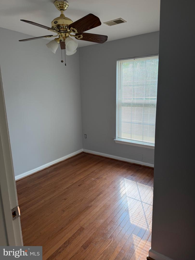 1503 Town View Ct Property Photo 7