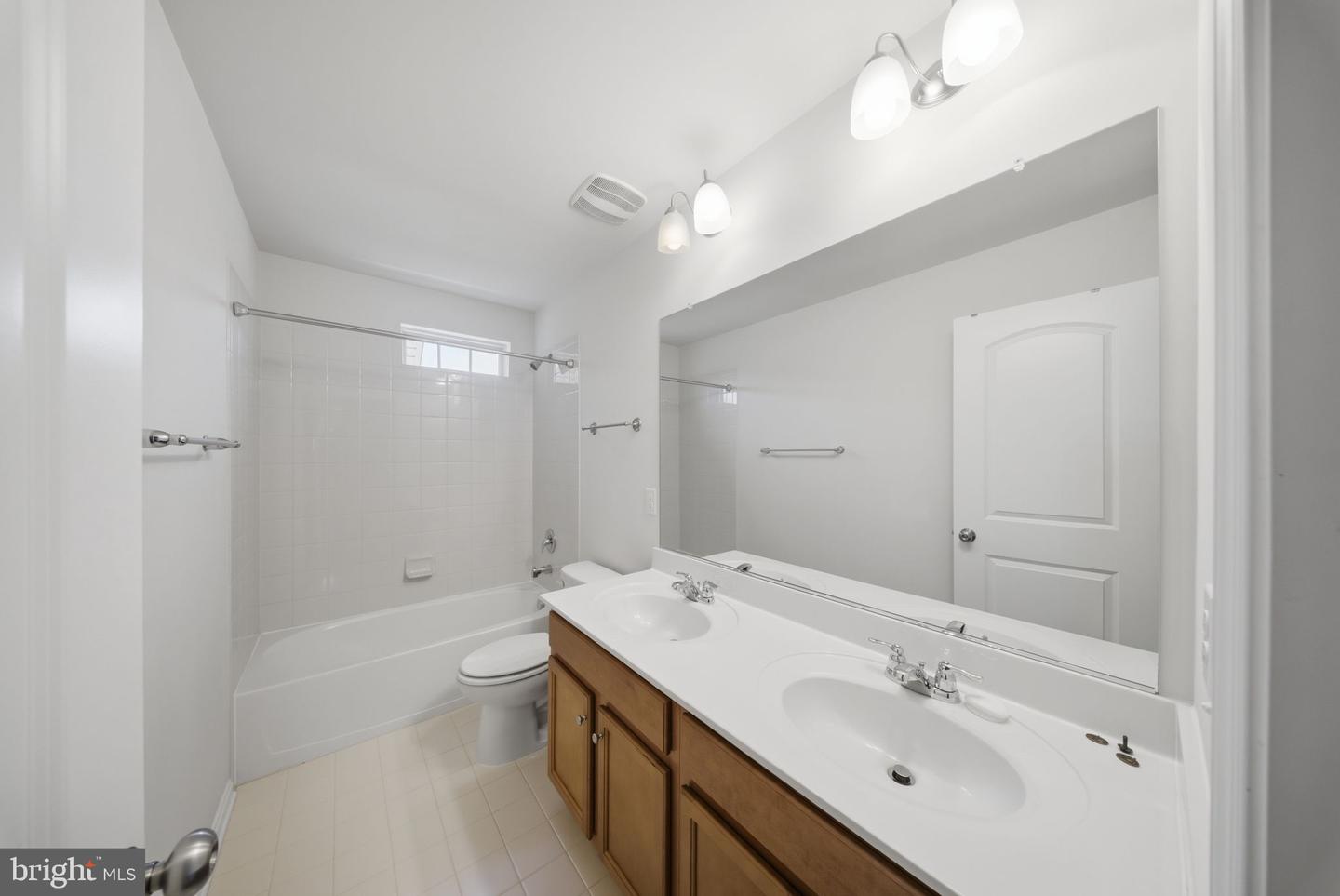 9617 Byward Blvd Property Photo 15