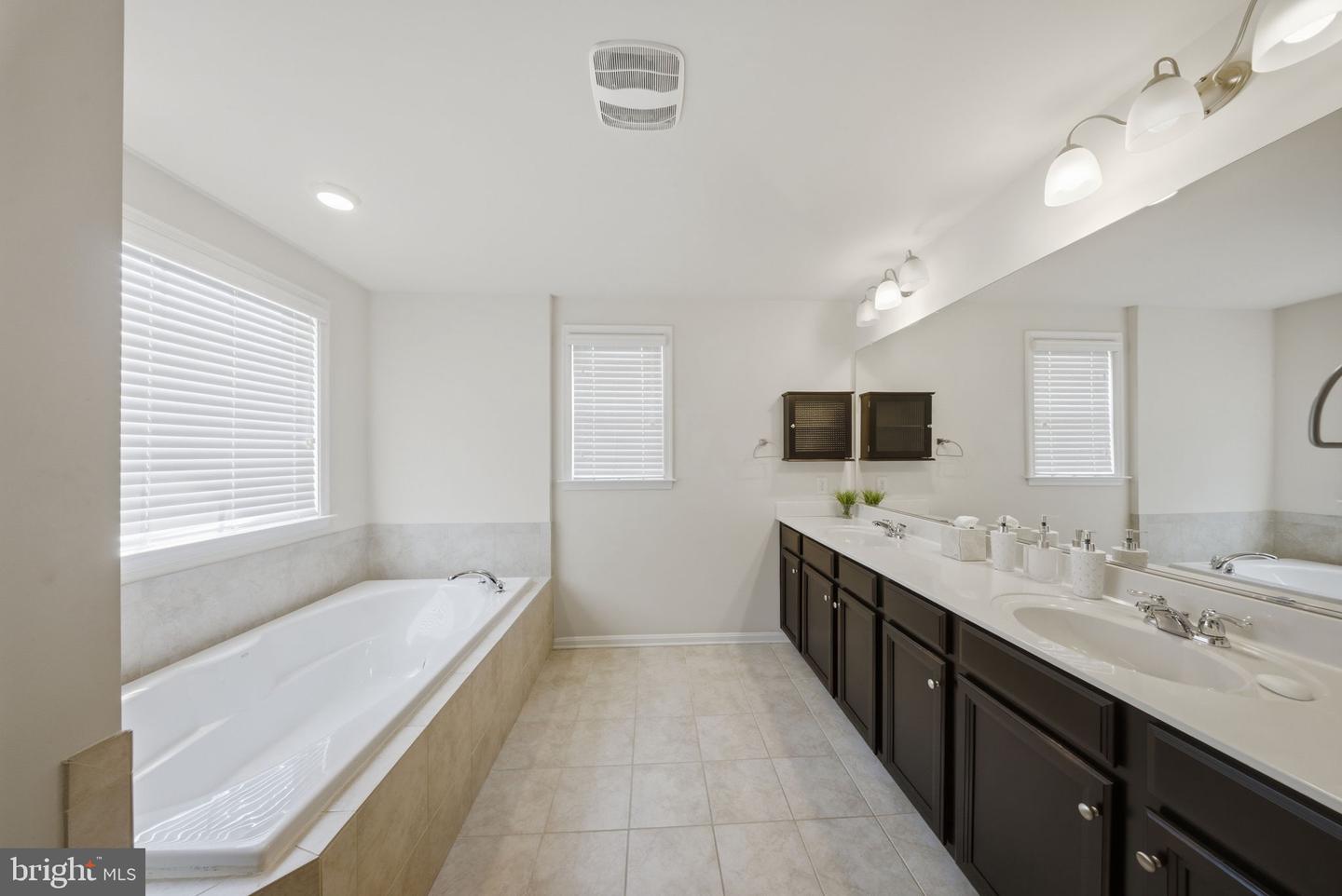 9617 Byward Blvd Property Photo 21